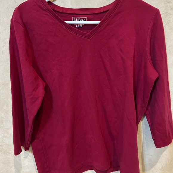 L.L. Bean Tops - L.L. Bean Women's Burgundy Long Sleeve V-Neck Top 3/4 sleeve large
